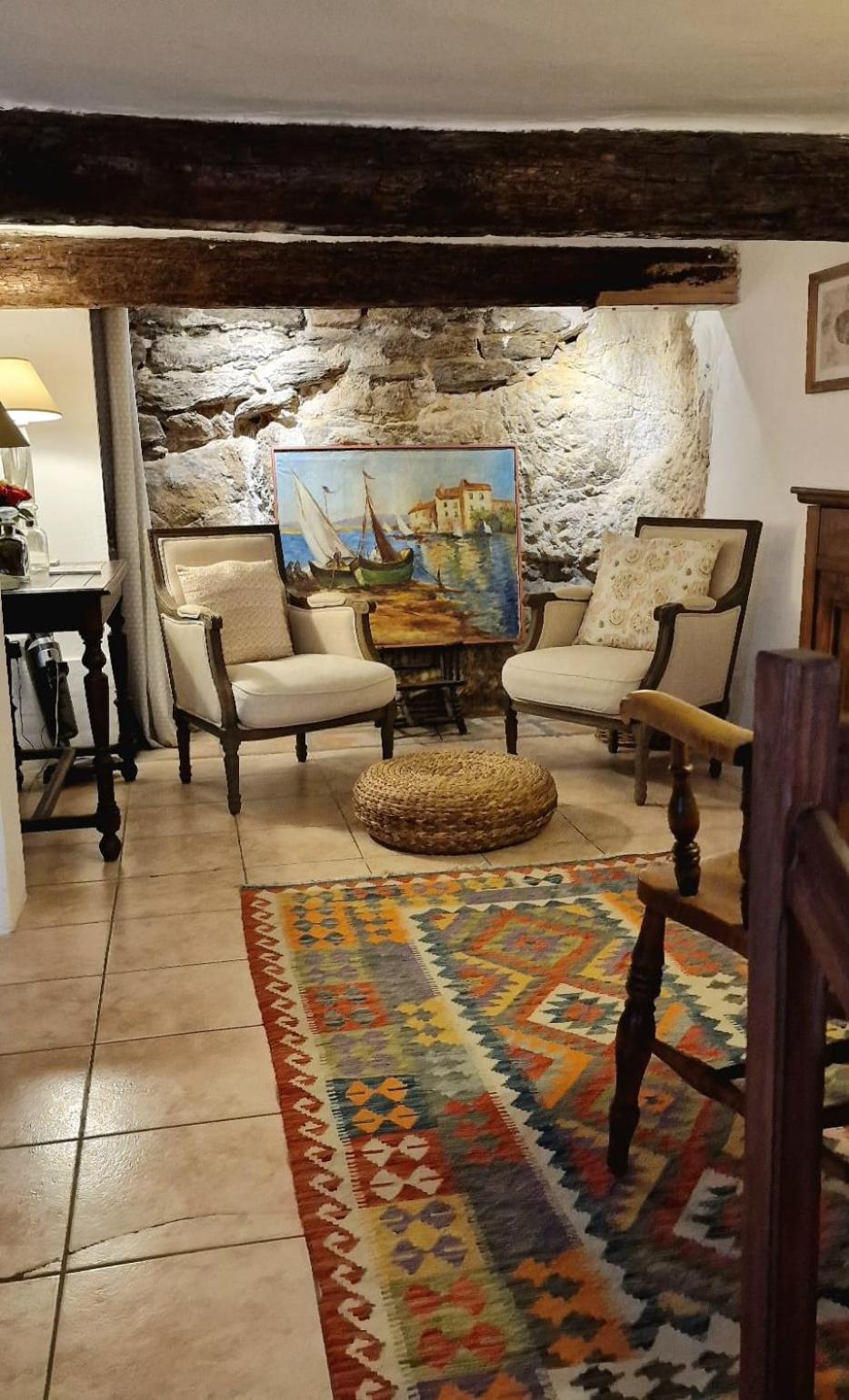 La Petite Provence Apartment *